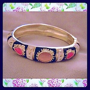 New Gold tone  hinged enamel bracelet bangle